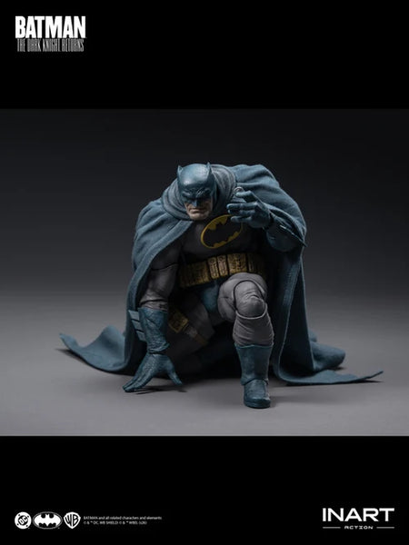 訂貨碼:81276 <訂價$668> #(免手續費)蝙蝠俠(藍色戰衣)=Batman:The Dark Knight Returns(黑夜之神歸來) Action Figure