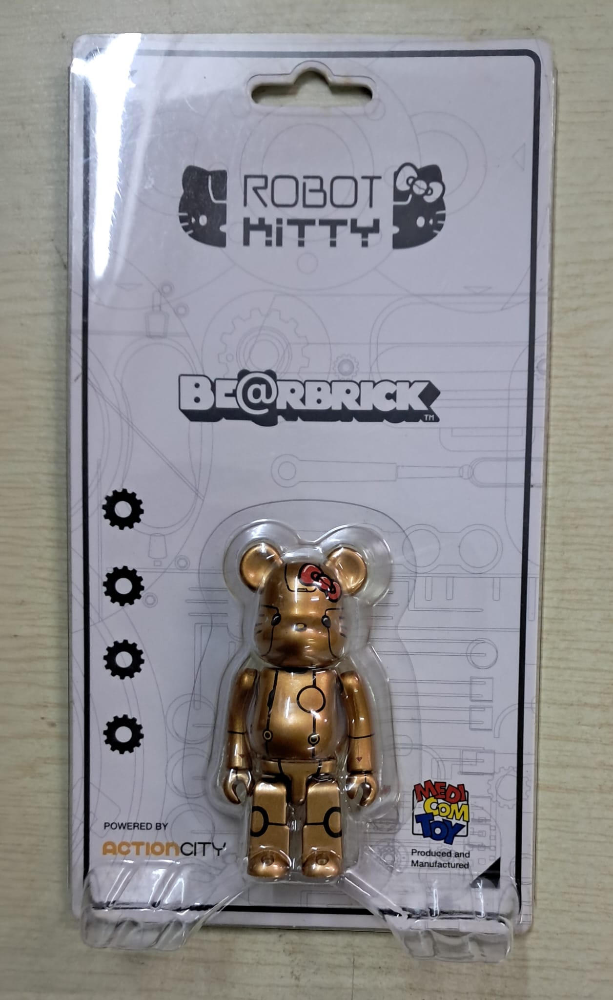 Z(ONLINESALES等通知現貨)No:544007 <Price$100> #(Gold) Robot Hello Kitty 100%=Be@rBrick-Medicom【現貨 Be@rBrick】4530956544007